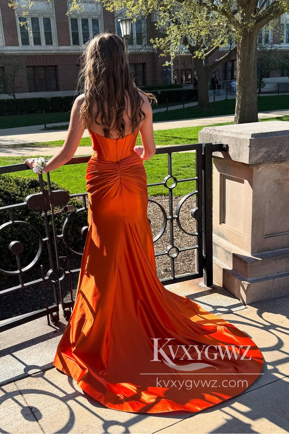 Stunning Mermaid Sweetheart Evening Gown Keyhole Orange Satin Prom Dress with Slit LF912