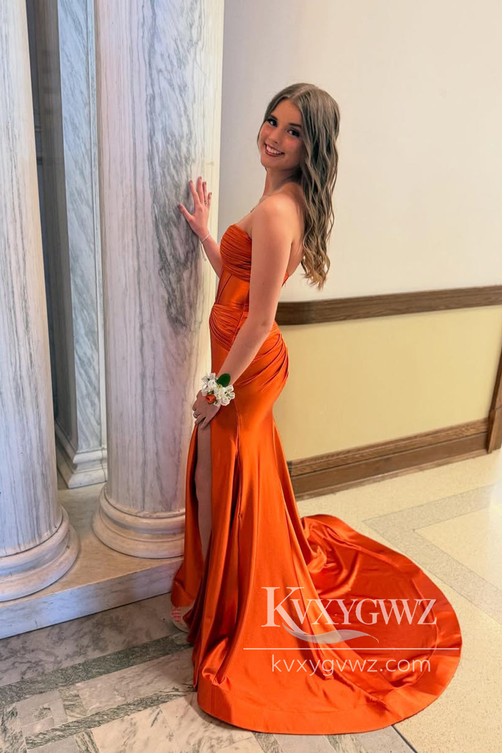 Stunning Mermaid Sweetheart Evening Gown Keyhole Orange Satin Prom Dress with Slit LF912