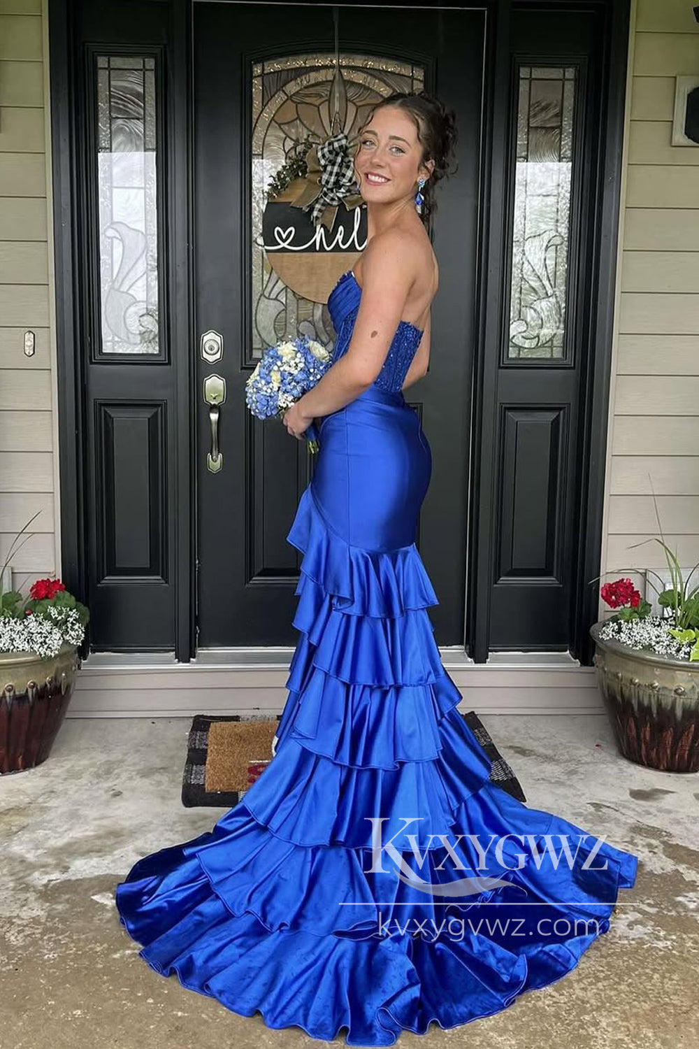 Stunning Mermaid Evening Gown Scoop Neck Royal Blue Prom Dress with Slit LF913