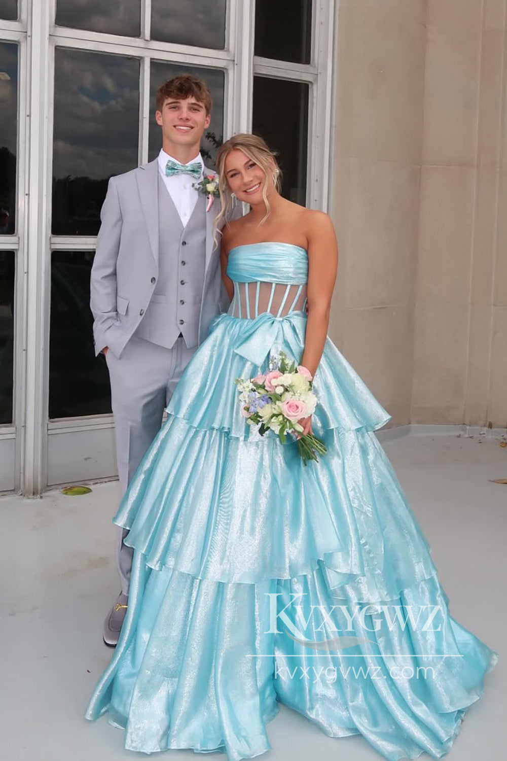 Dazzling Ball Gown Strapless Evening Dress Aqua Tiered Organza Prom Gown with Bow LF914
