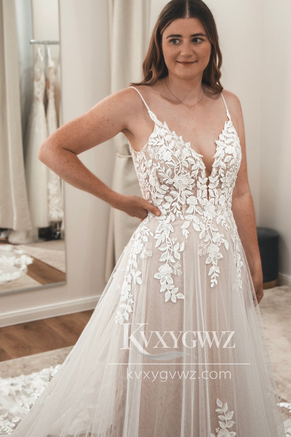 A Line V Neck Tulle Lace Sweep Train Wedding Dresses Gown With Appliques HS916
