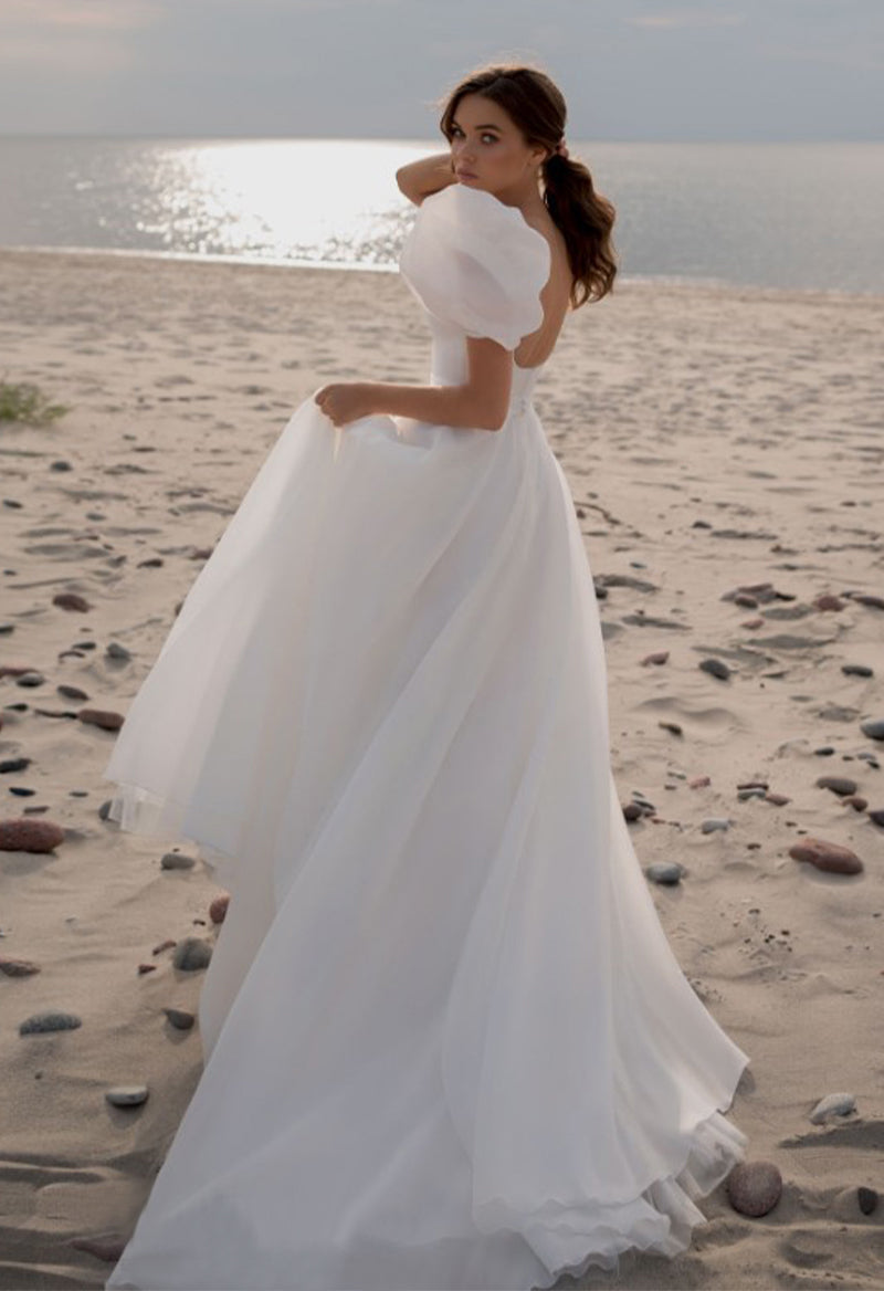 Glamorous A-Line Square Neck Puff Sleeves Wedding Dresses Gown with Train HS765