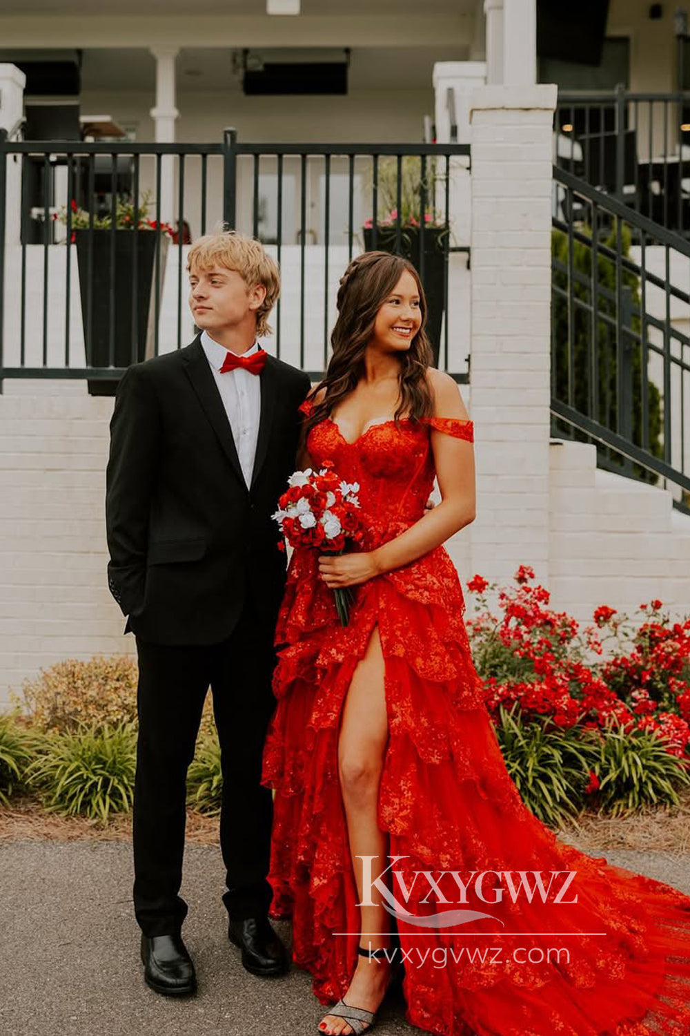 Stunning A Line Sweetheart Evening Gown Red Tiered Long Prom Dress with Appliques LF940