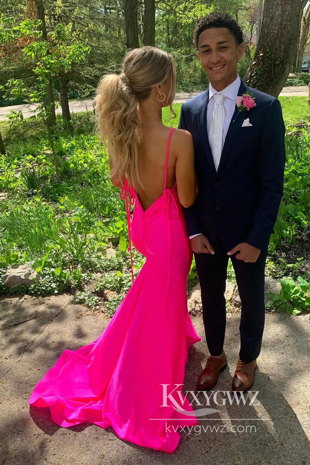 Dazzling Mermaid V Neck Evening Gown Pink Satin Prom Dress with Slit LF945