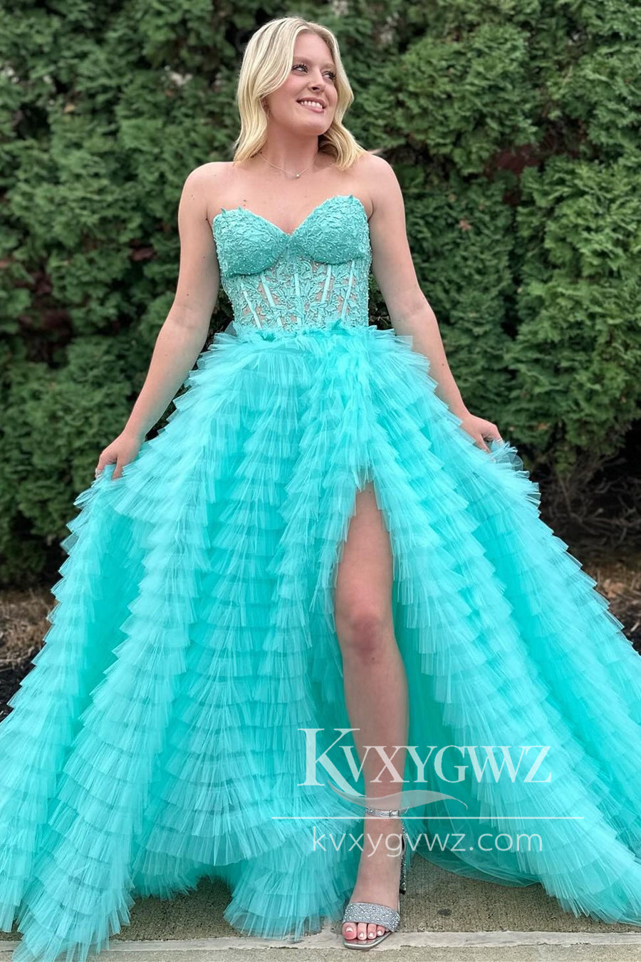 A-Line Yellow Appliques Evening Gown Sweetheart Ruffles Tiered Tulle Prom Dress LF990