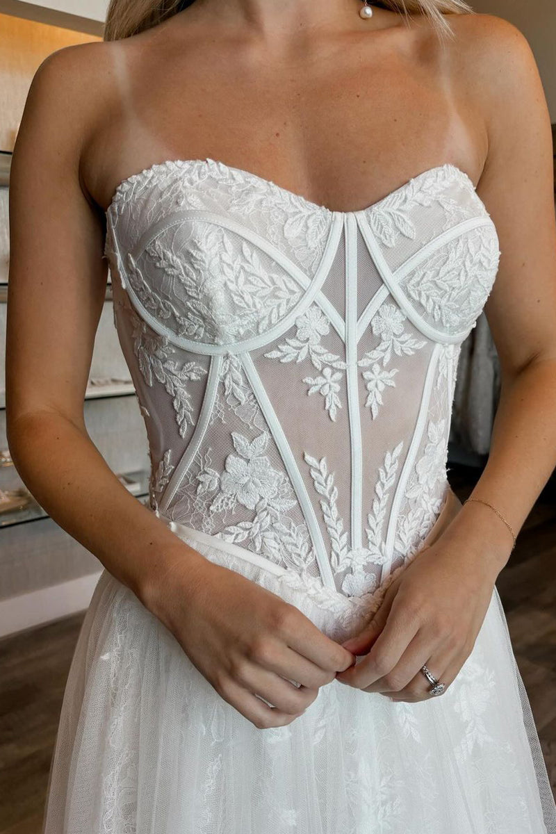 Glamorous A-Line Strapless Tulle Lace Wedding Dresses Gown HS771