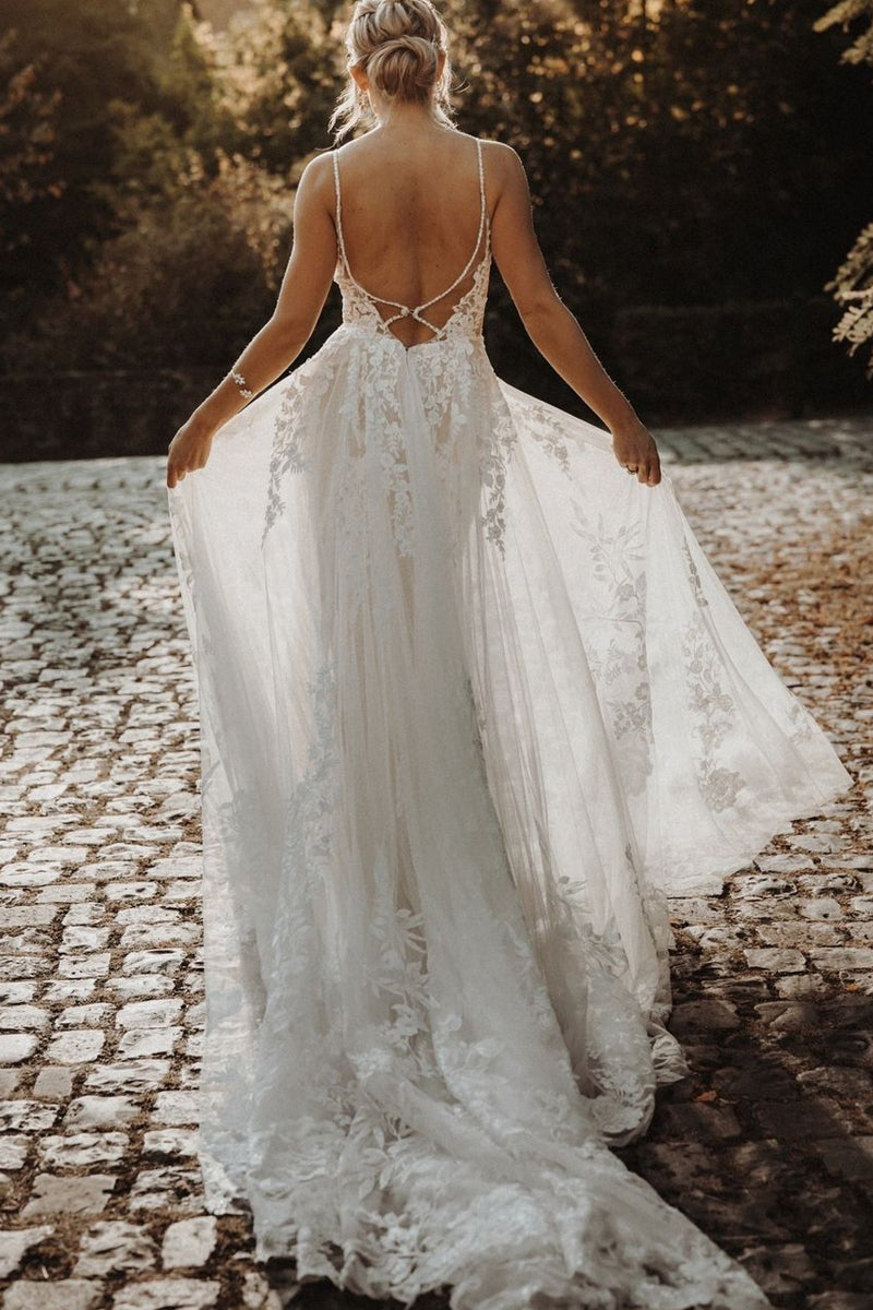 Pastoral Style A Line V Neck Tulle Wedding Dresses Gown with Appliques HS897