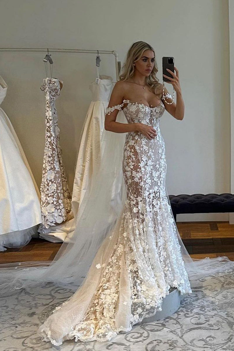 Charming Mermaid Sweetheart See Through Ivory Lace Wedding Dresses/Gowns HS23081008