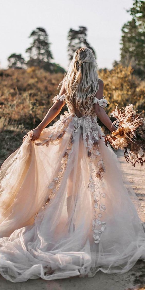 Pastoral Style A Line Off the Shoulder Blush Pink Tulle Wedding Dresses Gown Spring Bridal Dress HS985