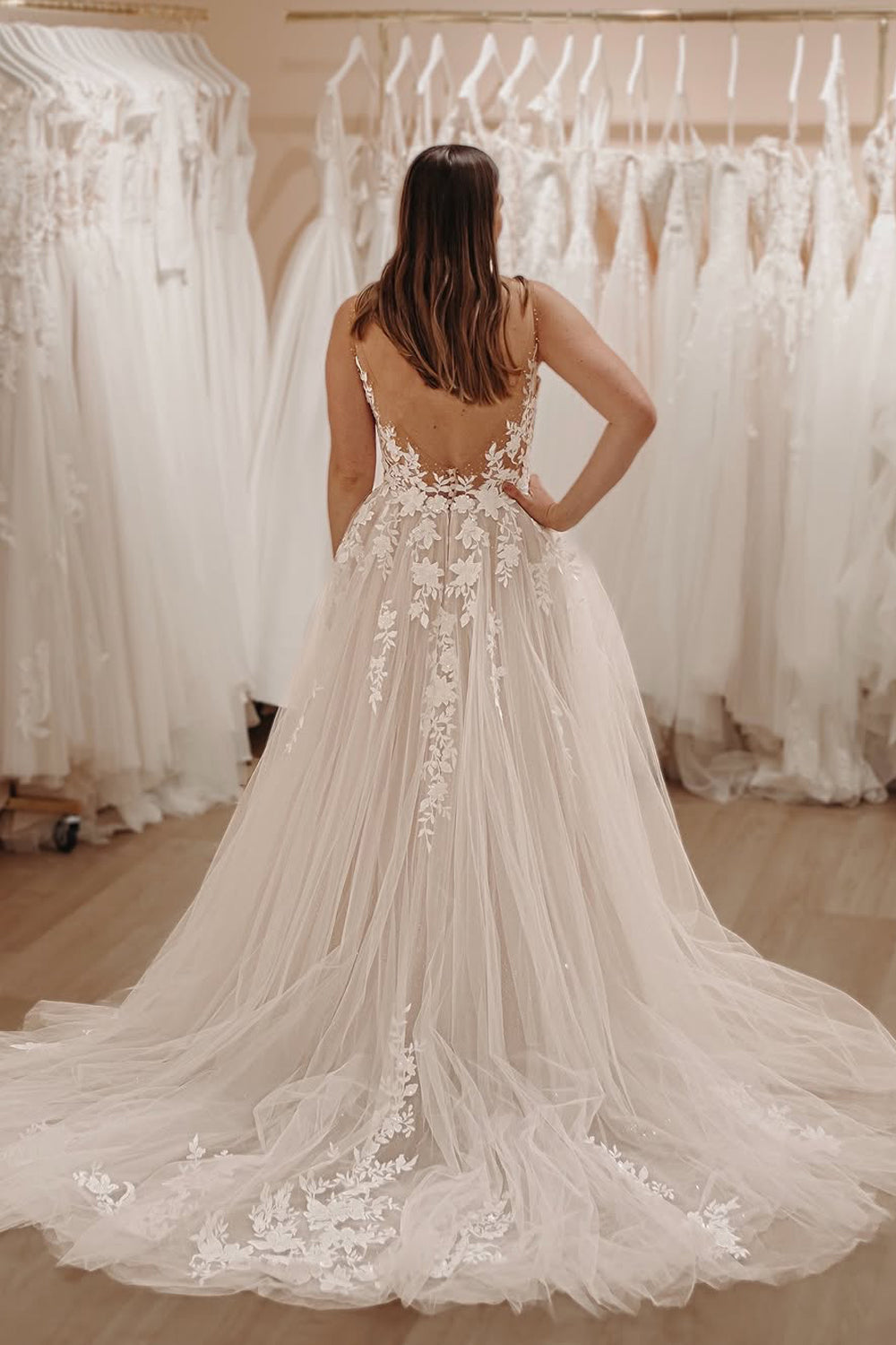 Pastoral Style A Line V Neck Tulle Long Wedding Dresses Gown with Appliques HS871