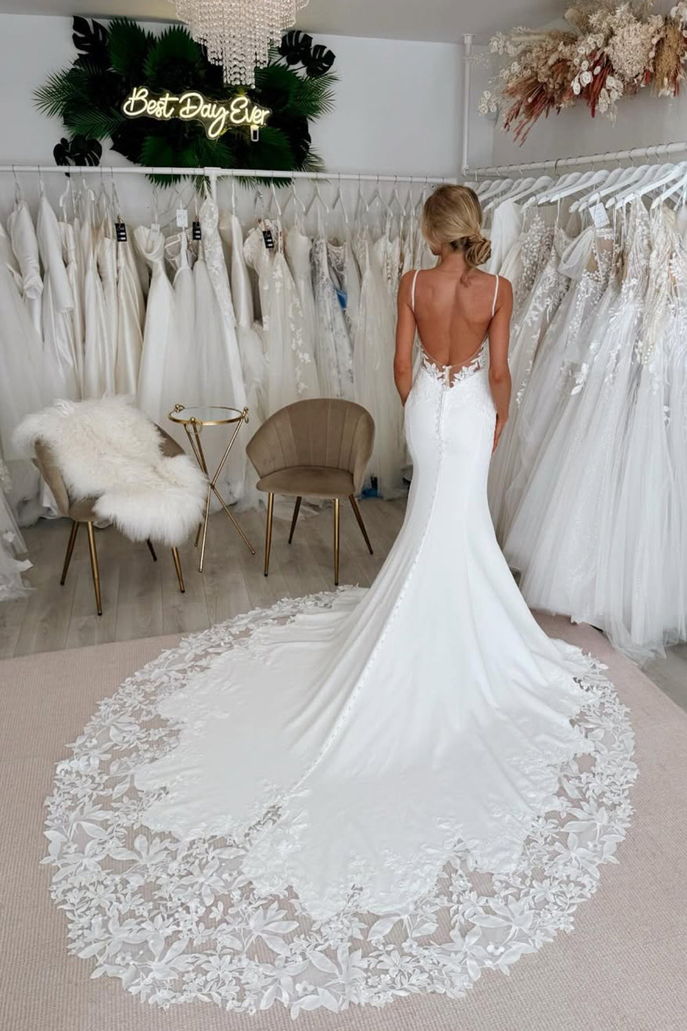 Bohemian Mermaid V Neck Satin Long Wedding Dresses Gown with Appliques HS826