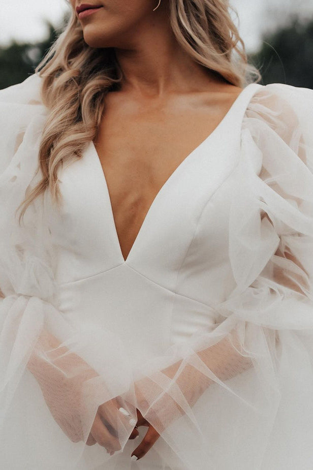 Pastoral Style Mermaid Satin Long Wedding Dresses Gown with Long Sleeves HS969