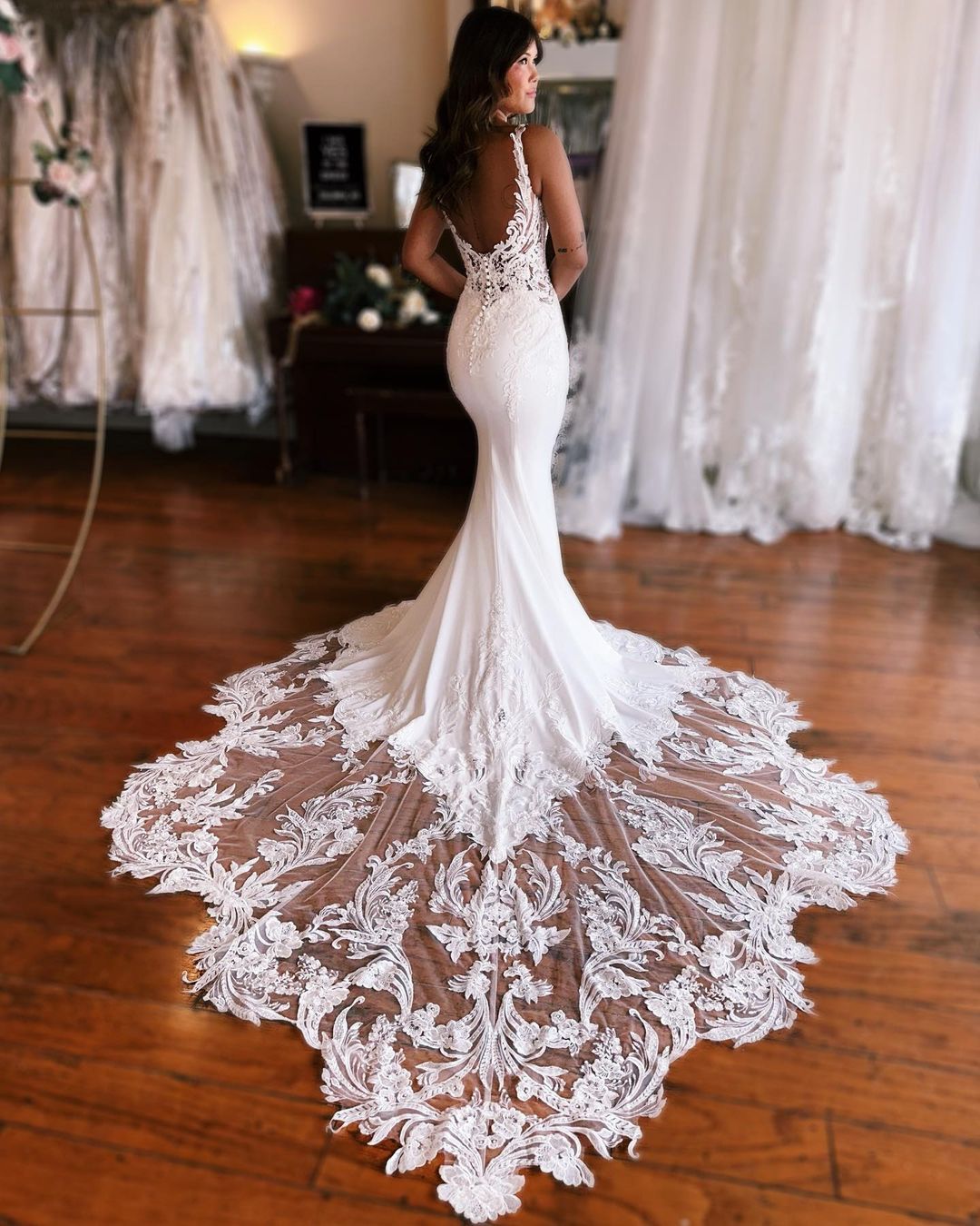 Elegant Mermaid V Neck Satin Wedding Dresses/Gowns with Lace HS23060506