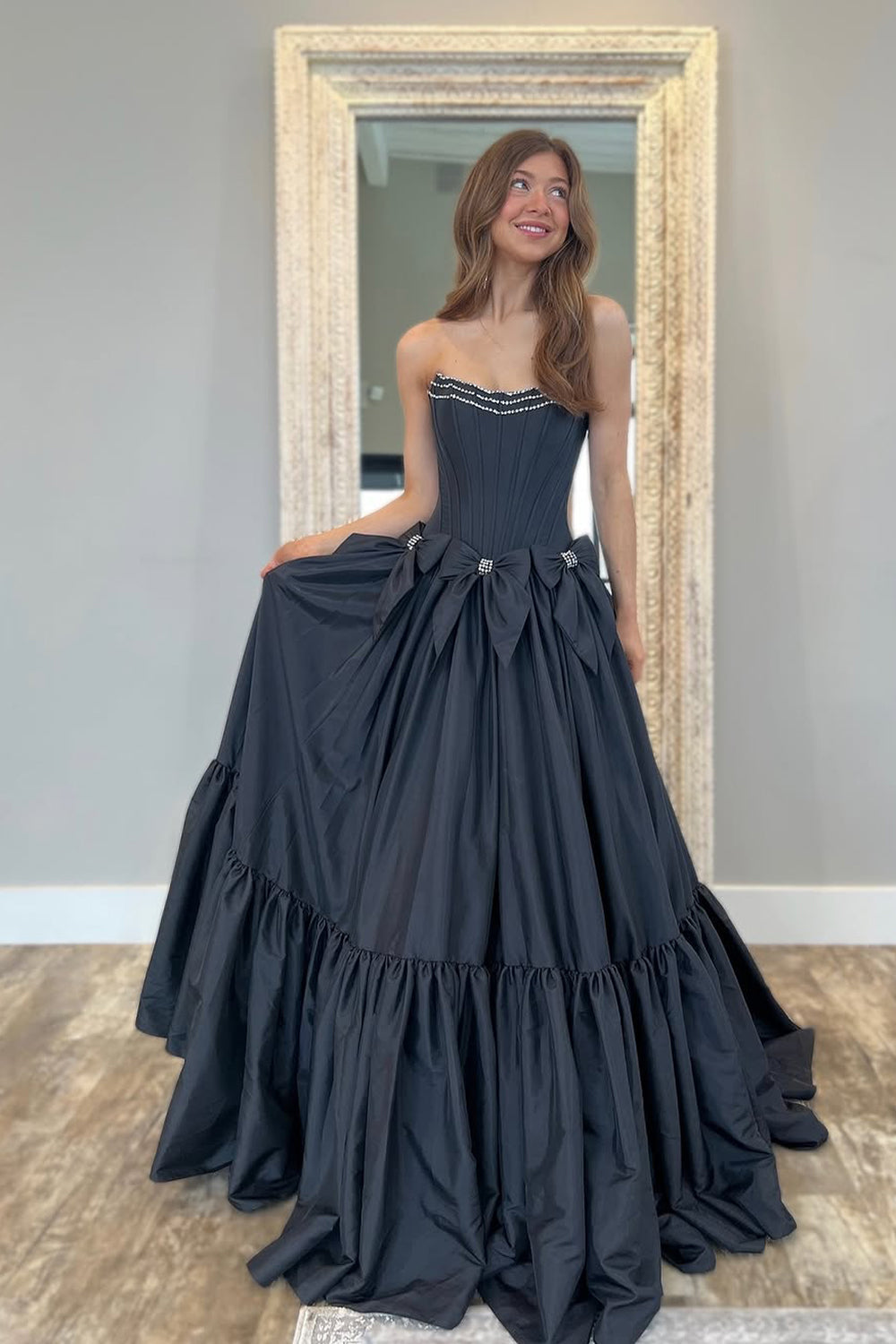 Ball Gown Strapless Black Satin Long Prom Dress Gown with Bowknots LF1332