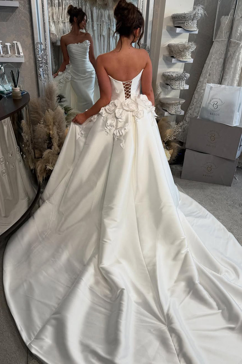 Dazzling Mermaid Strapless Satin Wedding Dresses Gown with Flowers HS793