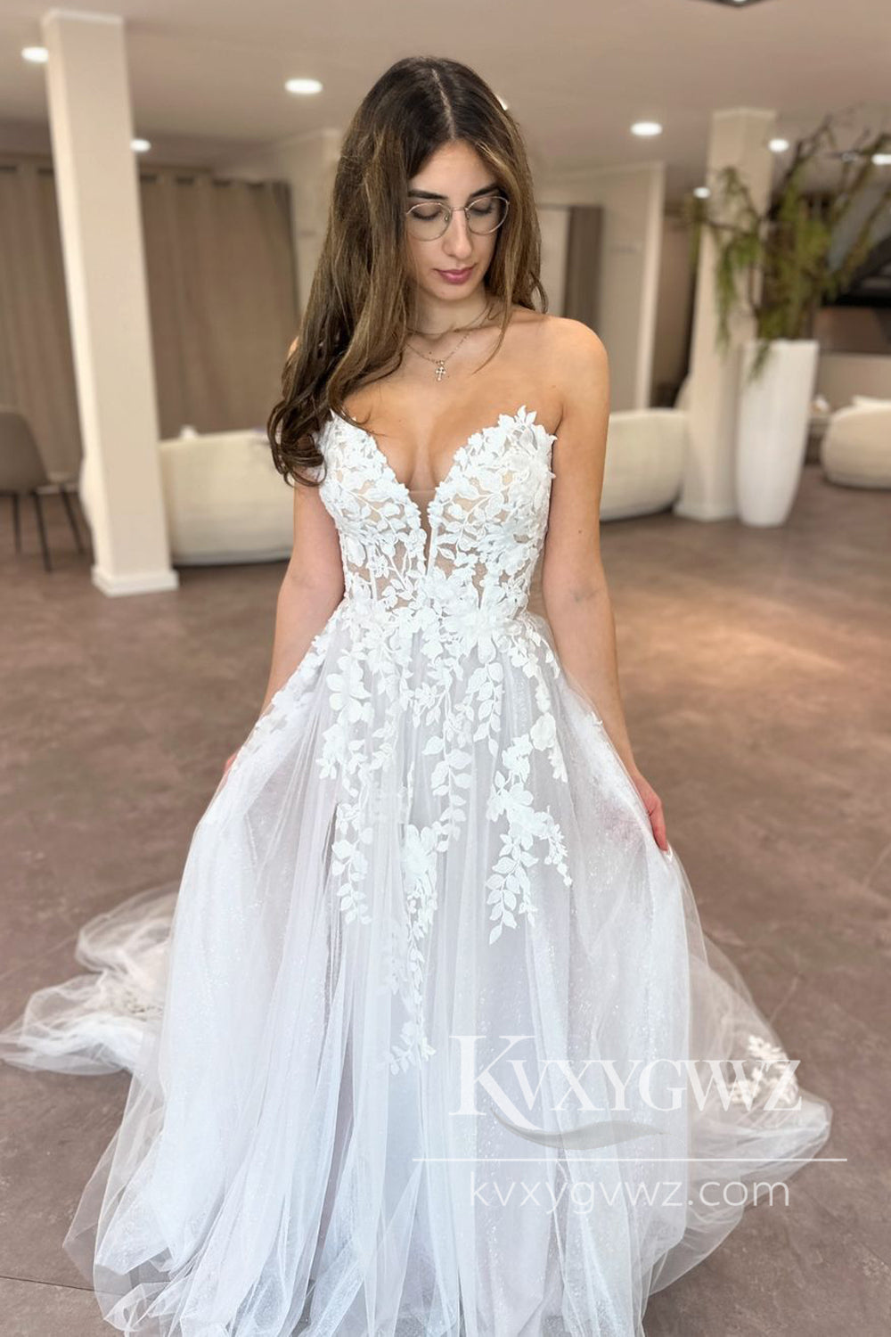 Pastoral Style A Line V Neck Tulle Long Wedding Dresses Gown with Appliques HS1005