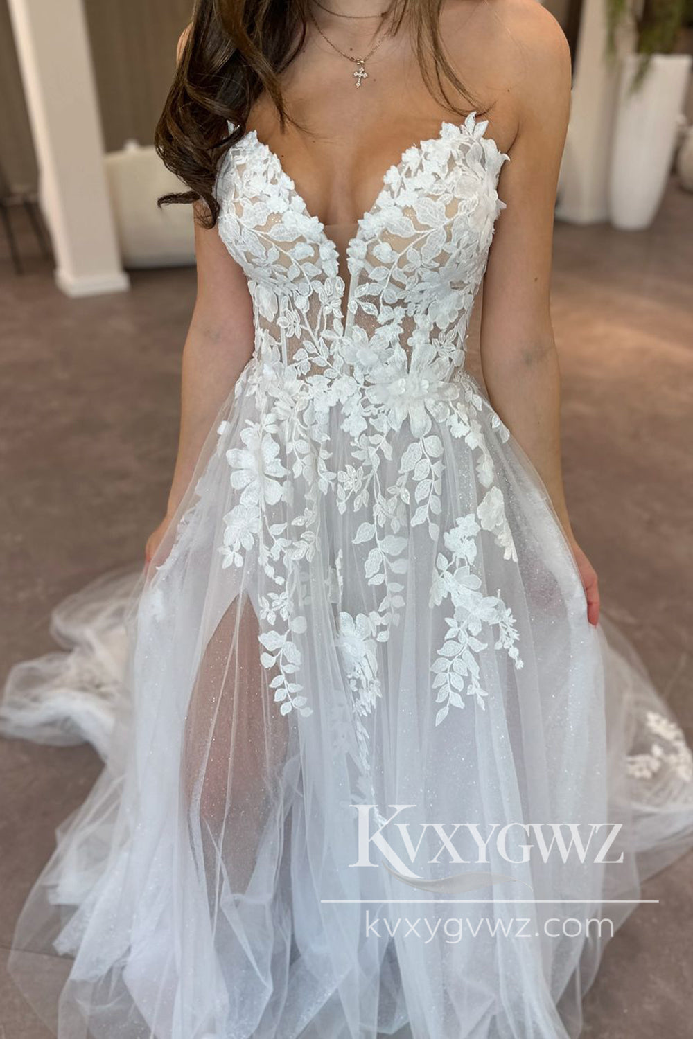 Pastoral Style A Line V Neck Tulle Long Wedding Dresses Gown with Appliques HS1005