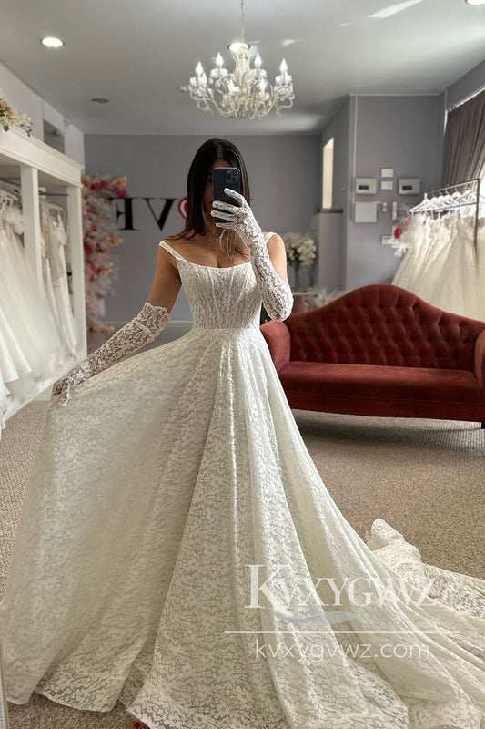 Romantic Scoop Neck Luxurious Lace Long Wedding Dresses Gown with Sleeves HS1036