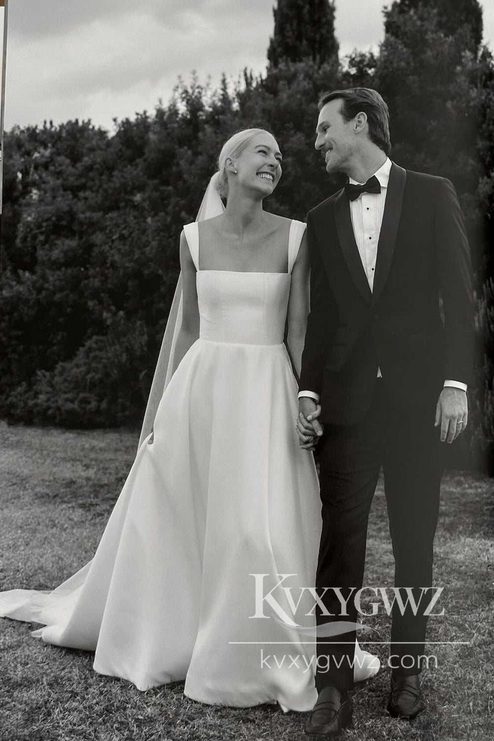 Fashion A Line Square Neck Straps Satin Long Wedding Dresses Gown HS1039