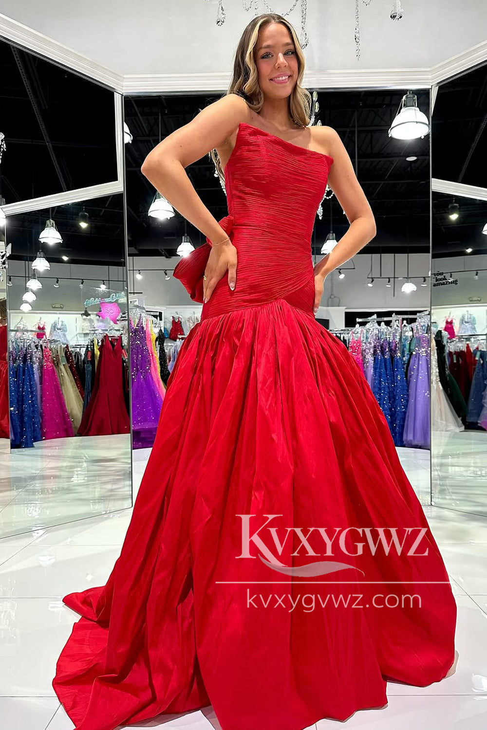 Stunning Mermaid Evening Gown Scoop Neck Red Satin Prom Dress LF1052