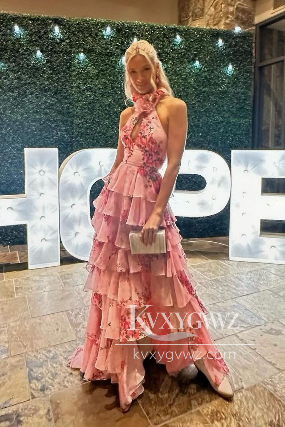 Stunning A Line Keyhole Evening Gown Halter Floral Printed Chiffon Tiered Slit Prom Dress LF1153