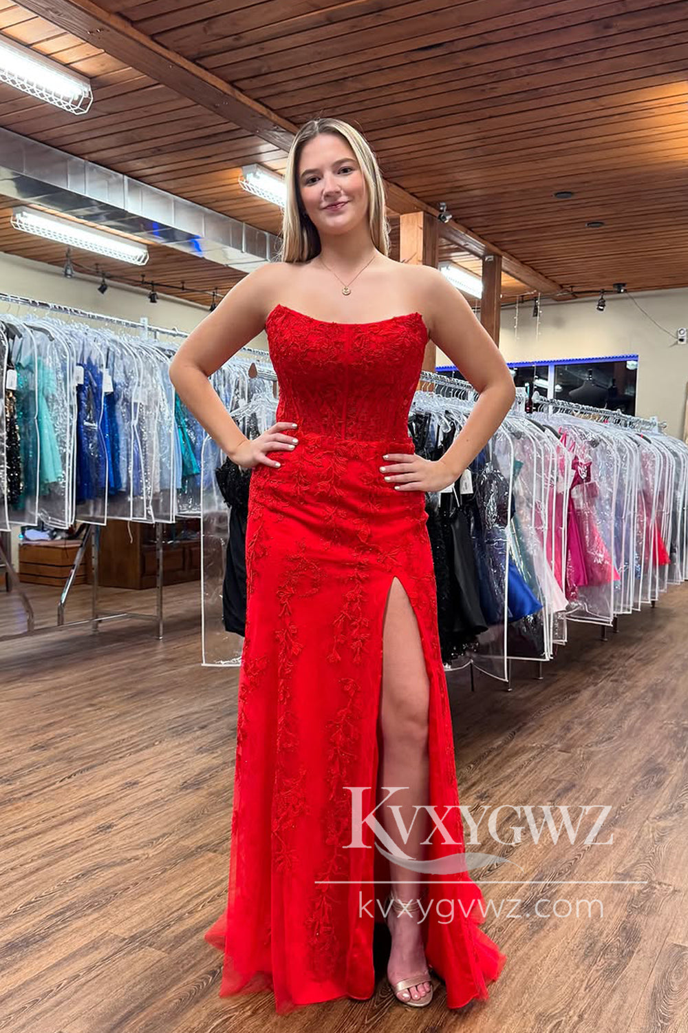 Stunning Mermaid Strapless Evening Gown Red Lace Prom Dress with Appliques LF1192