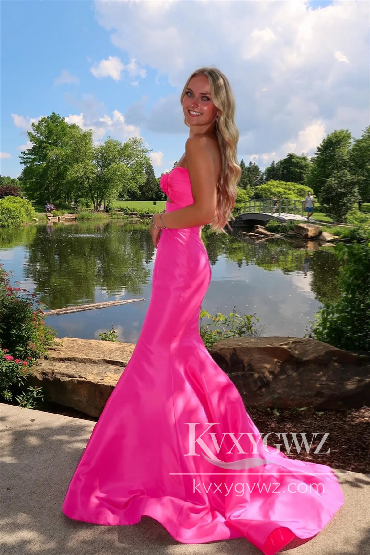 Mermaid Sweetheart Keyhole Evening Gown Pink Satin Prom Dress with Bow LF1211