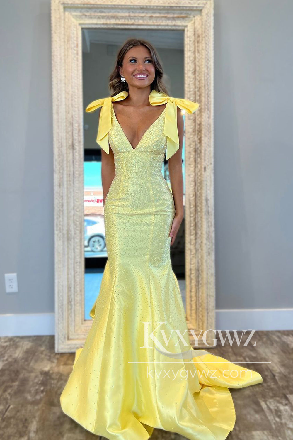 Dazzling Mermaid V Neck Evening Gown Daffodial Glitter Prom Dress with Bow LF1255