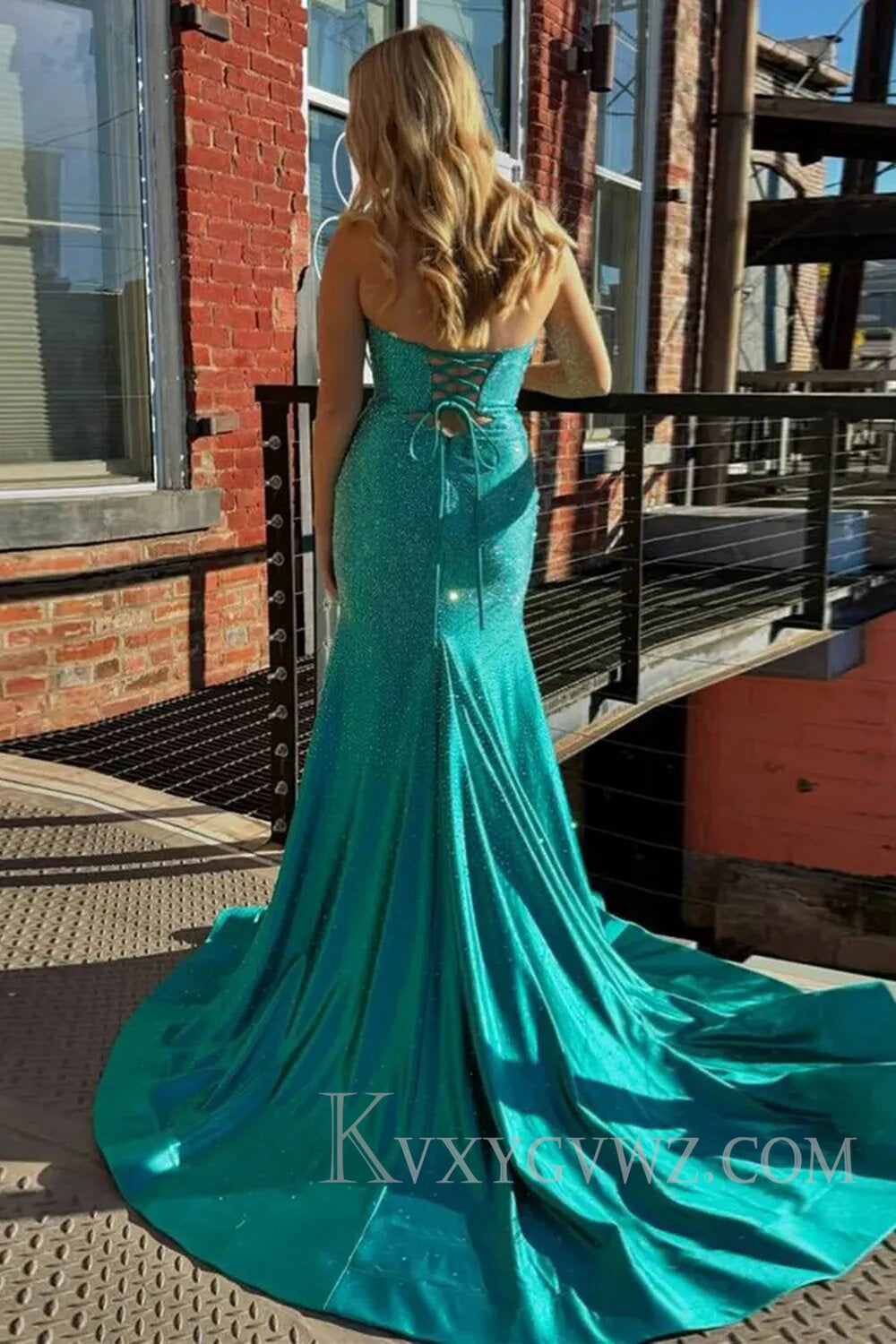 Sparkly Yellow Hollow Out Sweetheart Prom Dress with Slit LF128