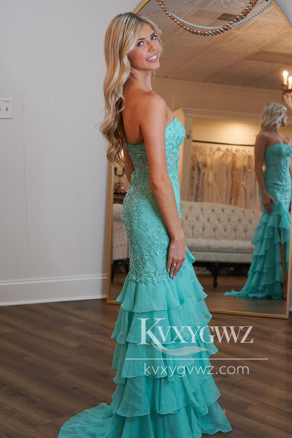 Stunning Mermaid Strapless Evening Gown Mint Chiffon Prom Dress with Appliques LF1301