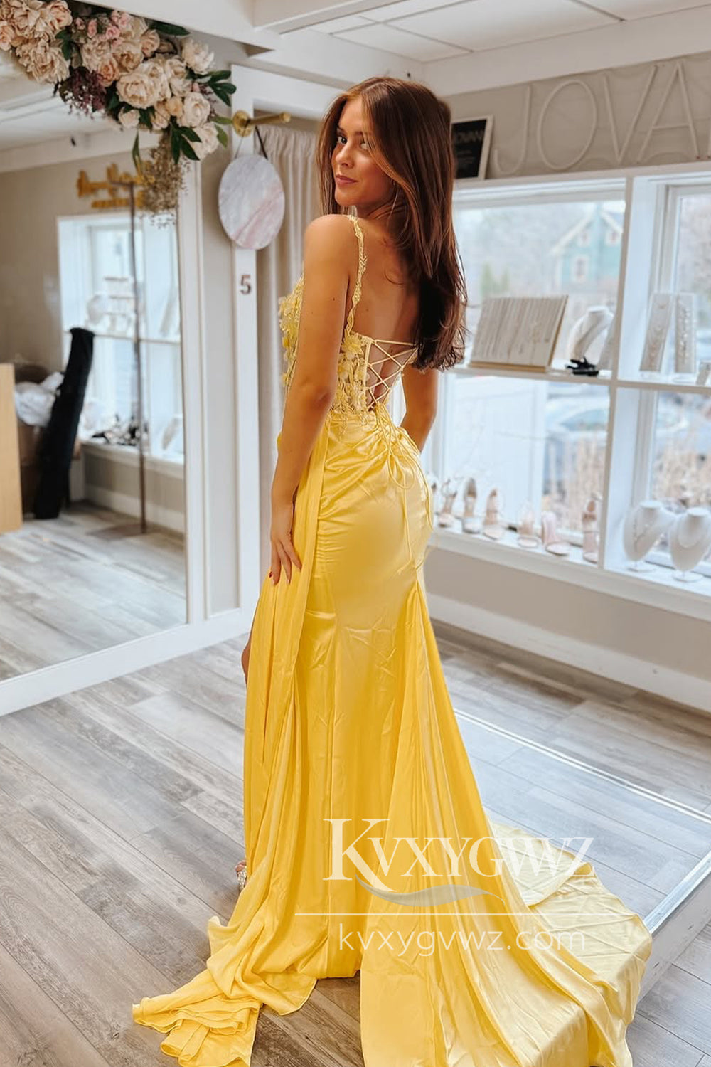 Stunning Sheath Evening Gown Sweetheart Yellow Satin Sweep Train Prom Dress with Slit LF1347