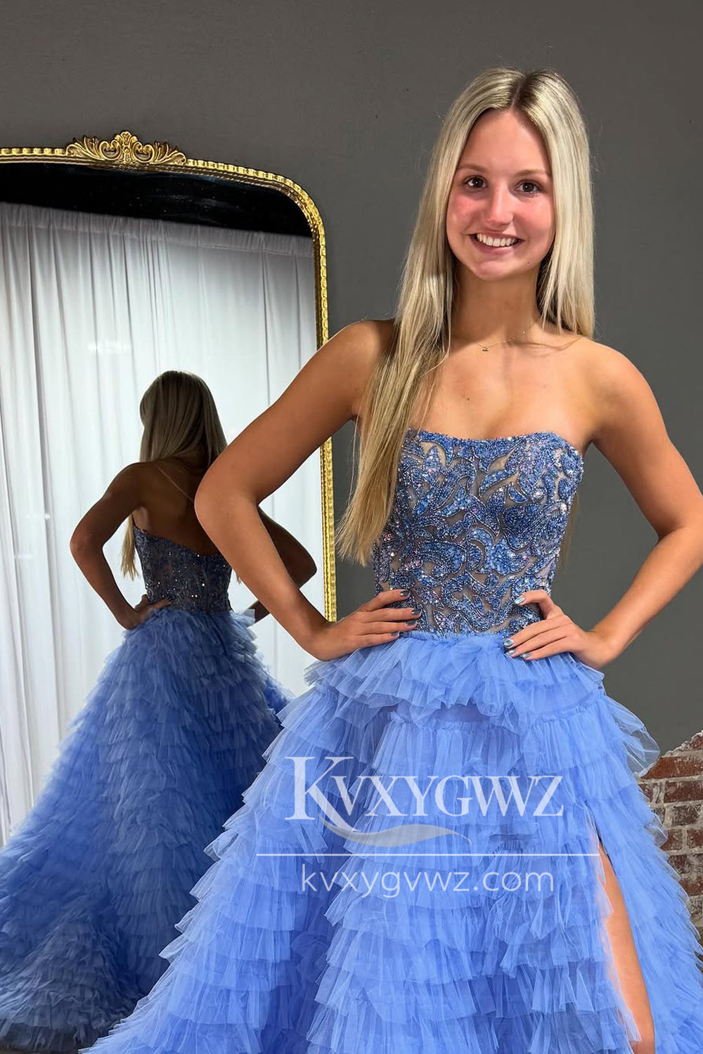 Dazzling Ball Gown Strapless Blue Tiered Evening Gown Tulle Prom Dress with Beading LF1353