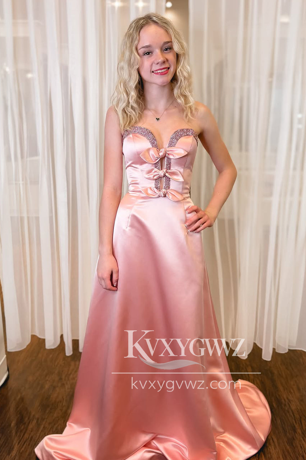A-Line Sweetheart Pink Satin Beading Evening Gown Long Prom Dress with Bowknot LF1377