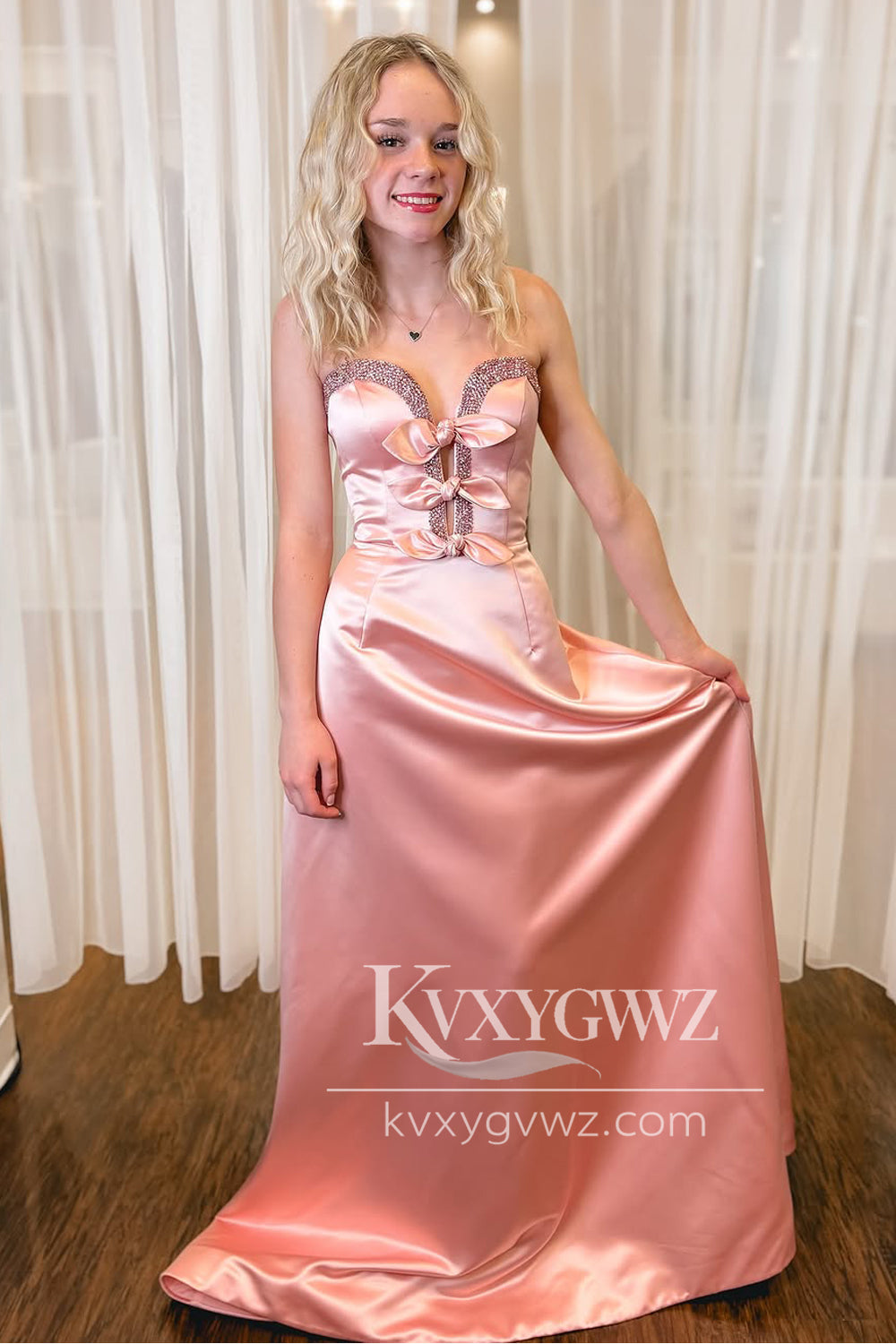 A-Line Sweetheart Pink Satin Beading Evening Gown Long Prom Dress with Bowknot LF1377