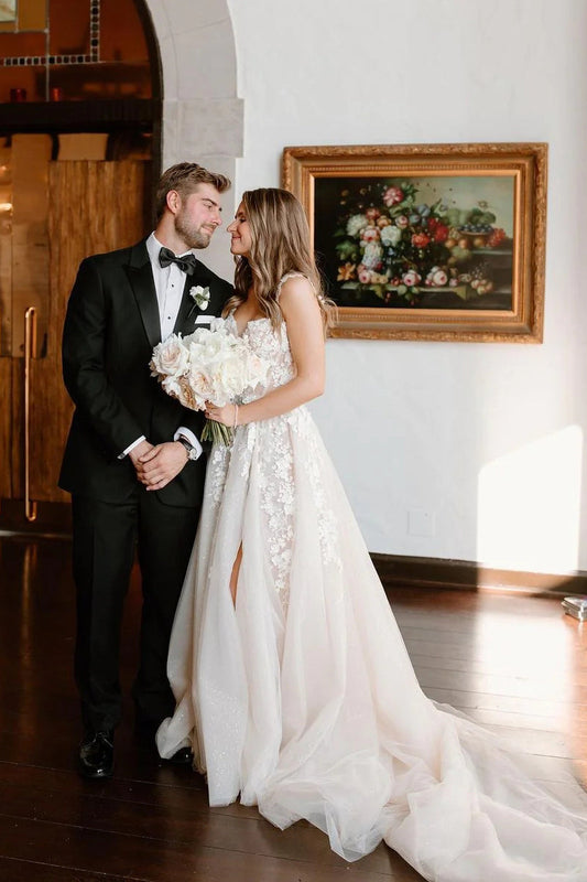 Pastoral Style A Line Sweetheart Tulle Wedding Dresses Gown with Appliques HS956