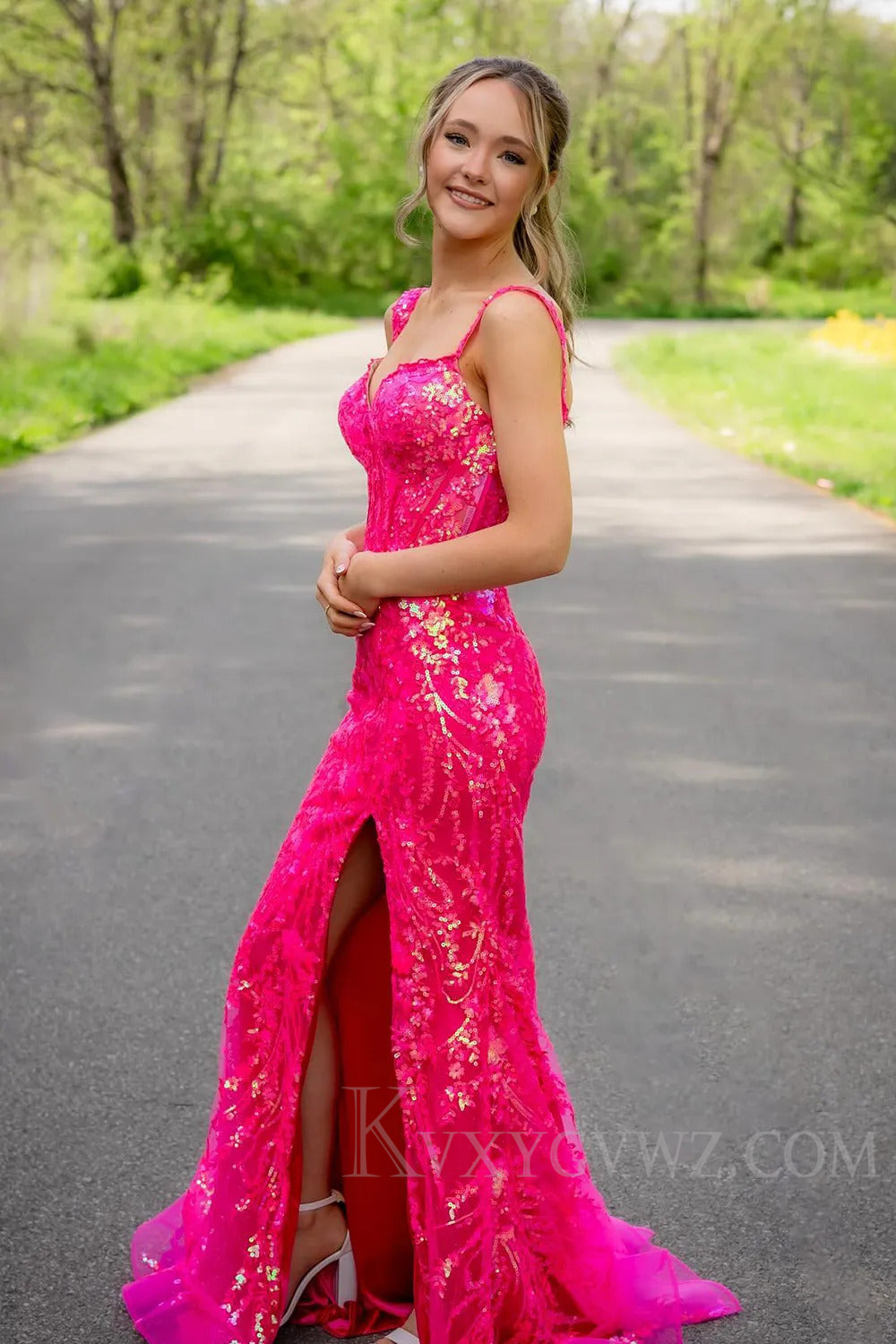 Sparkly Mermaid Golden Long Sequins Prom Dress With Slit LF155