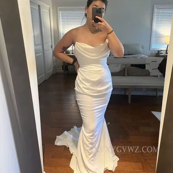 Strapless Satin Ruffles Sweep Train Wedding Gown/Dress HS408