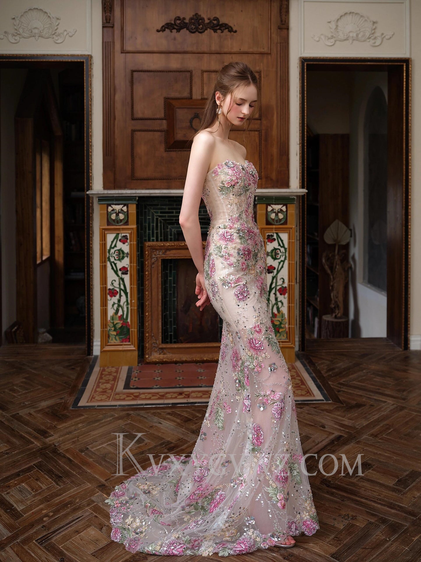 Sparkly Sweetheart Mermaid 3D Lace Appliqued Sweep Train Prom Dresses LF372