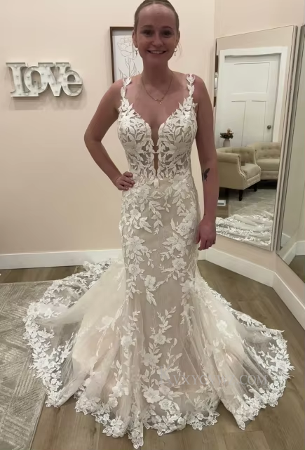 Deep V Neck Sweep Train Lace Wedding Gown/Dress With Appliques HS406