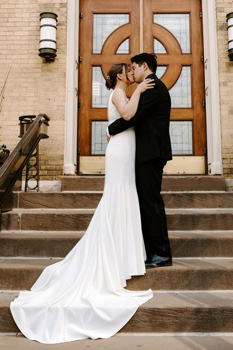 Graceful Mermaid Square Neck White Satin Wedding Dresses Gown HS696