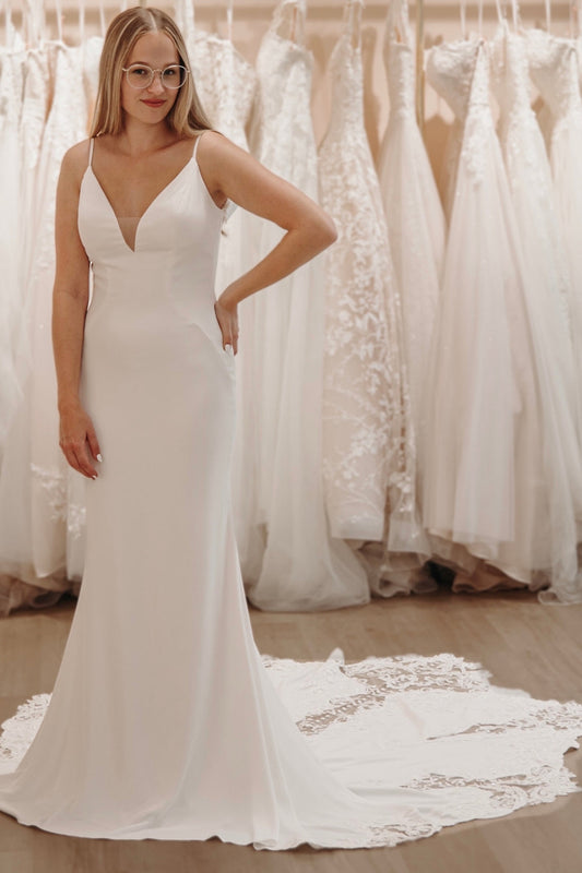 Graceful Mermaid V Neck Elastic Satin Wedding Dresses Gown with Appliques HS860