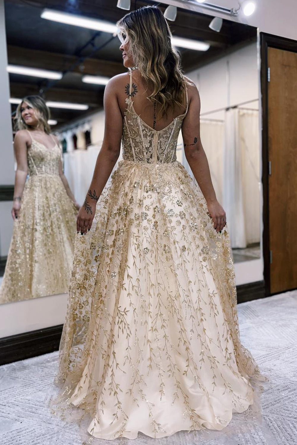 Stunning A Line Sweetheart Lavender Evening Gown Conspicuous Lace Tulle Prom Dress LF628