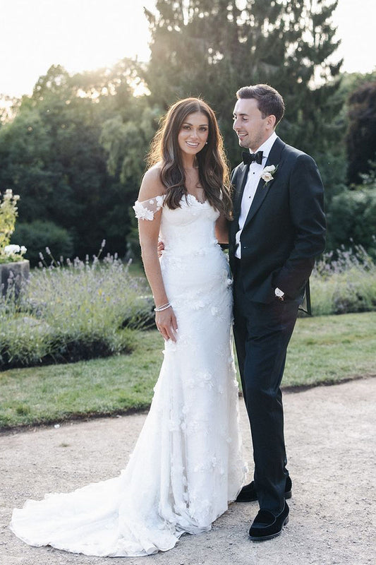 Glamorous Mermaid Off the Shoulder Lace Wedding Dresses Gown HS856