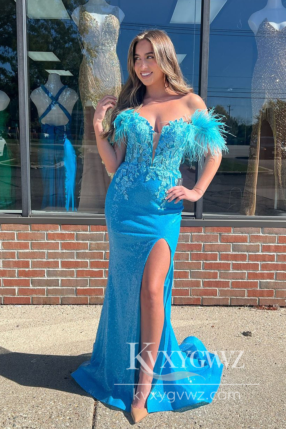 Stunning Mermaid Evening Gown Off the Shoulder Sequins Feather Prom Dress with Appliques LF618