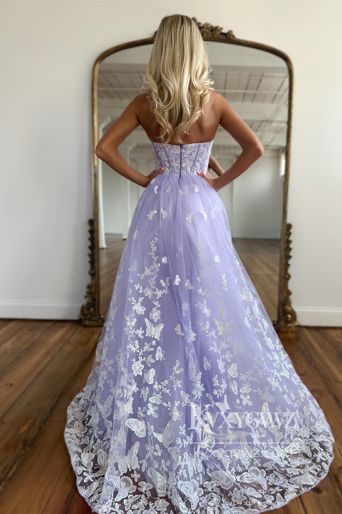Stunning A Line Sweetheart Evening Gown Lavender Lace Tulle Long Prom Dress LF636