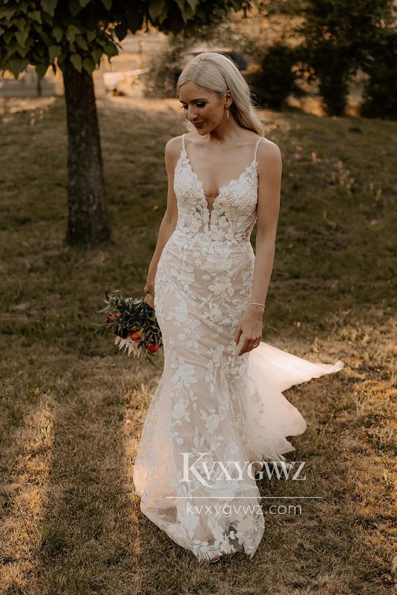 Glamorous Spaghetti Strap Mermaid V Neck Tulle Wedding Dresses Gown with Appliques HS684