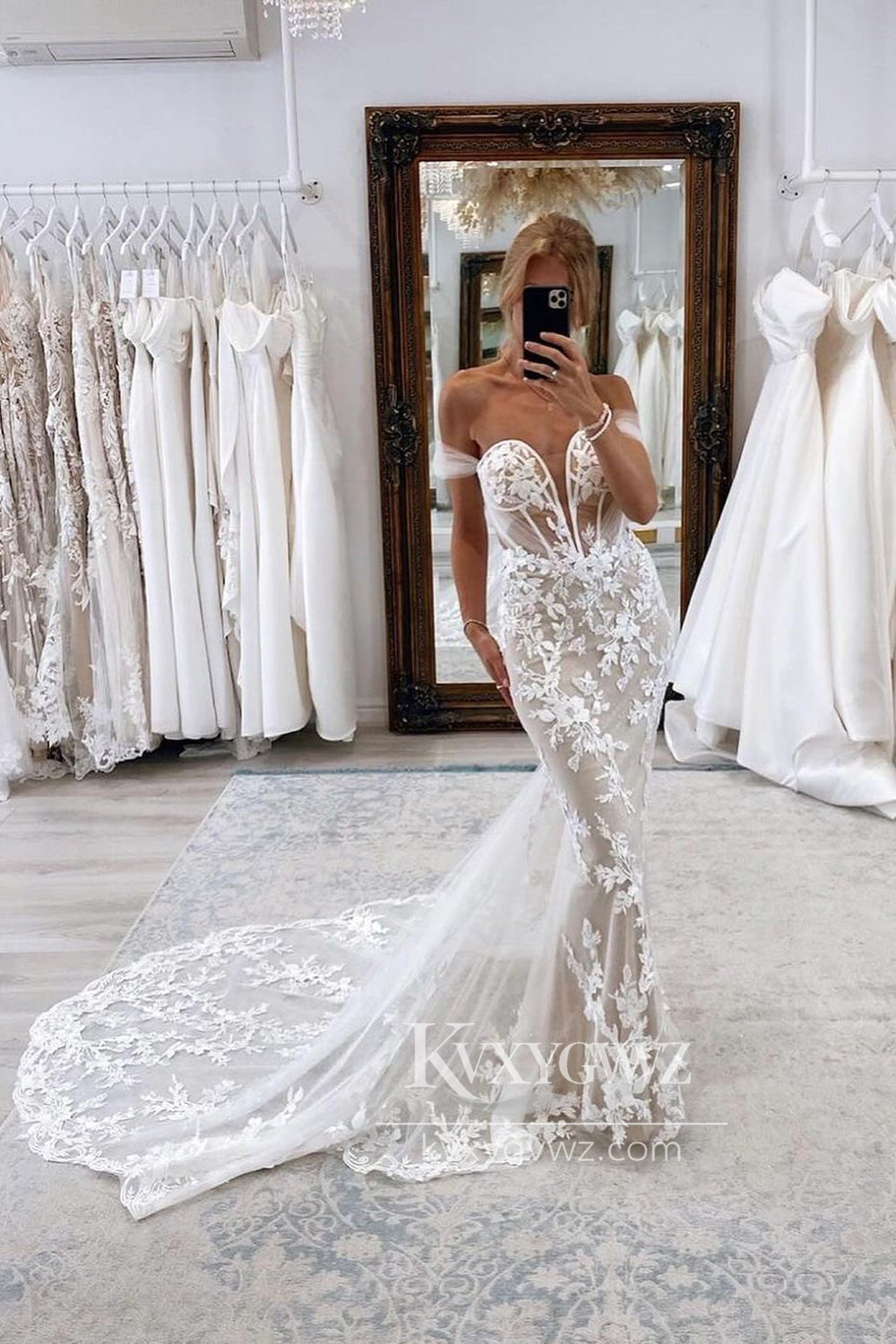Graceful Mermaid Off the Shoulder Tulle Wedding Dresses Gown with Lace Appliques HS695