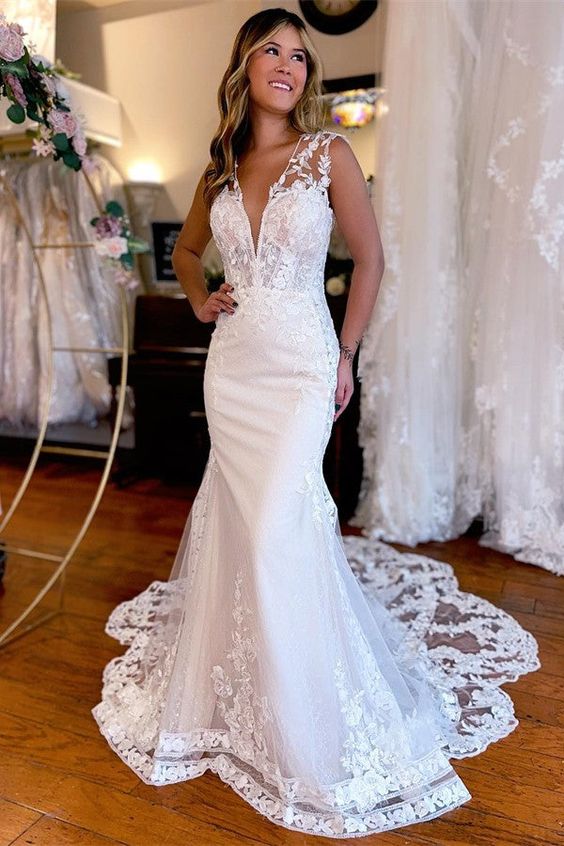 Graceful Mermaid V Neck Lace Long Wedding Dresses Gown with Appliques HS723