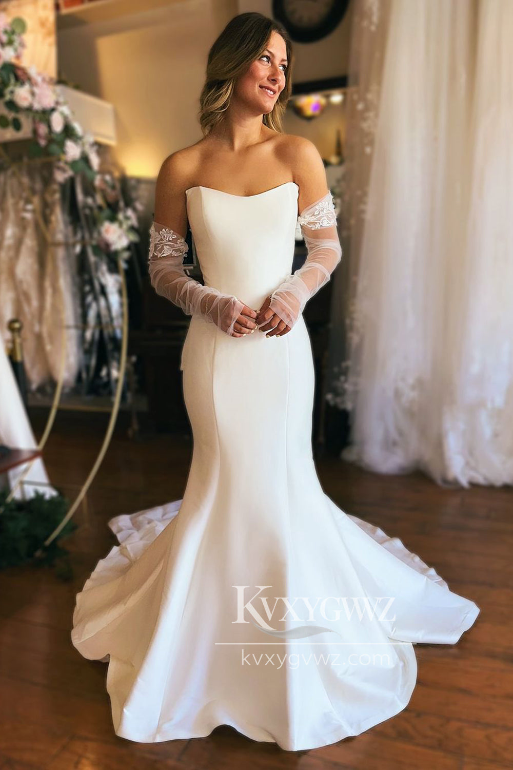 Graceful Mermaid Scoop Neck Satin Wedding Dresses Gown with Long Sleeves HS701