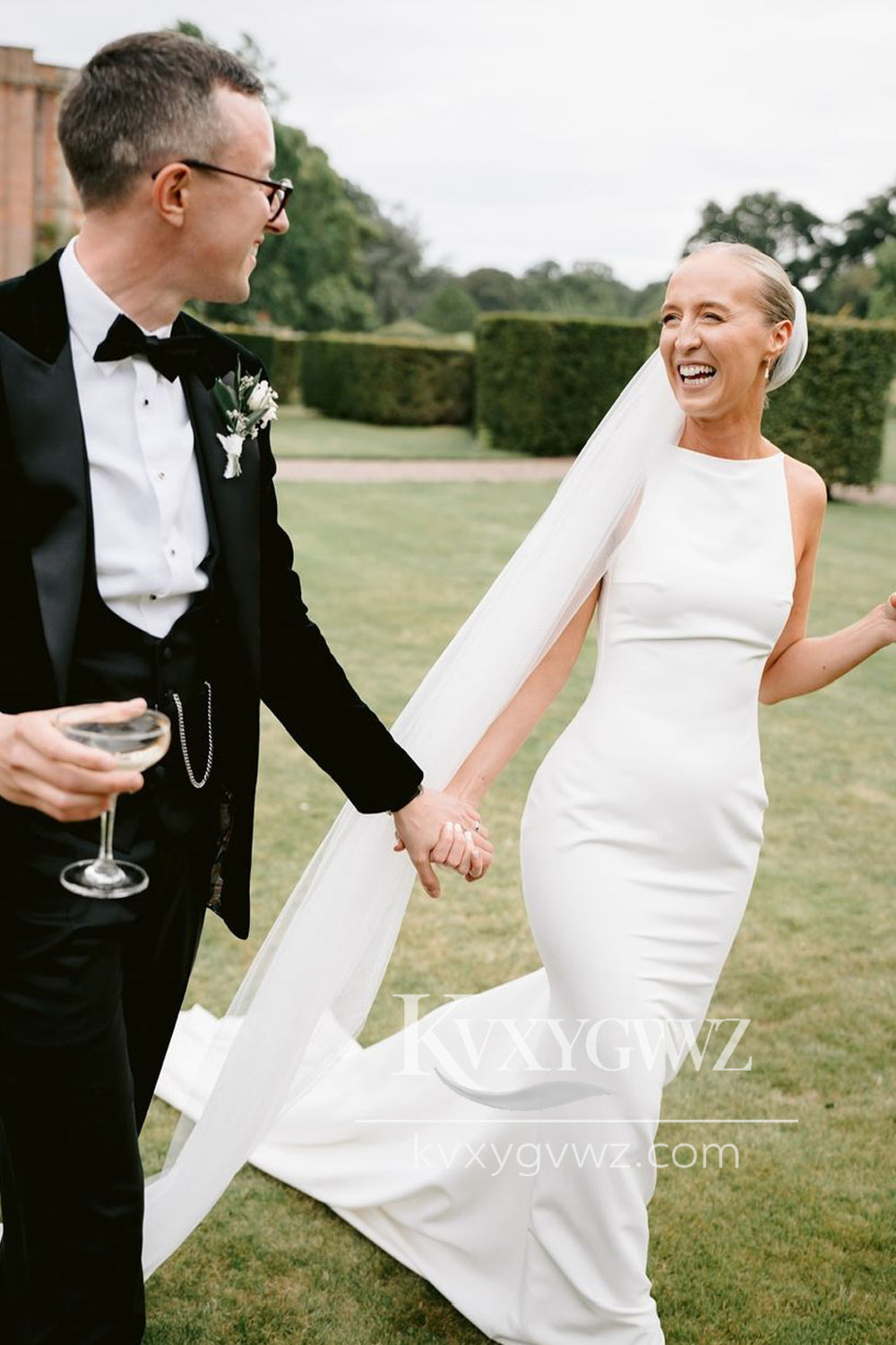 Graceful Mermaid Boat Neck Elastic Satin Long Wedding Dresses Gown With Slit HS717